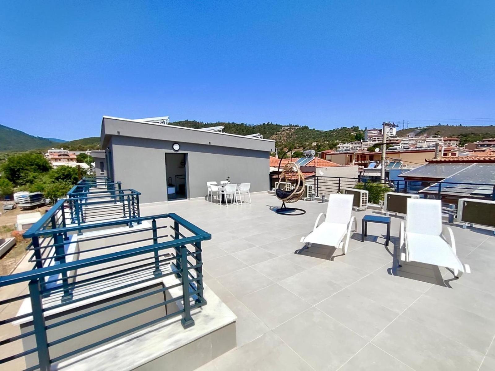 Four Shades Luxury Suites Sarti Exterior foto